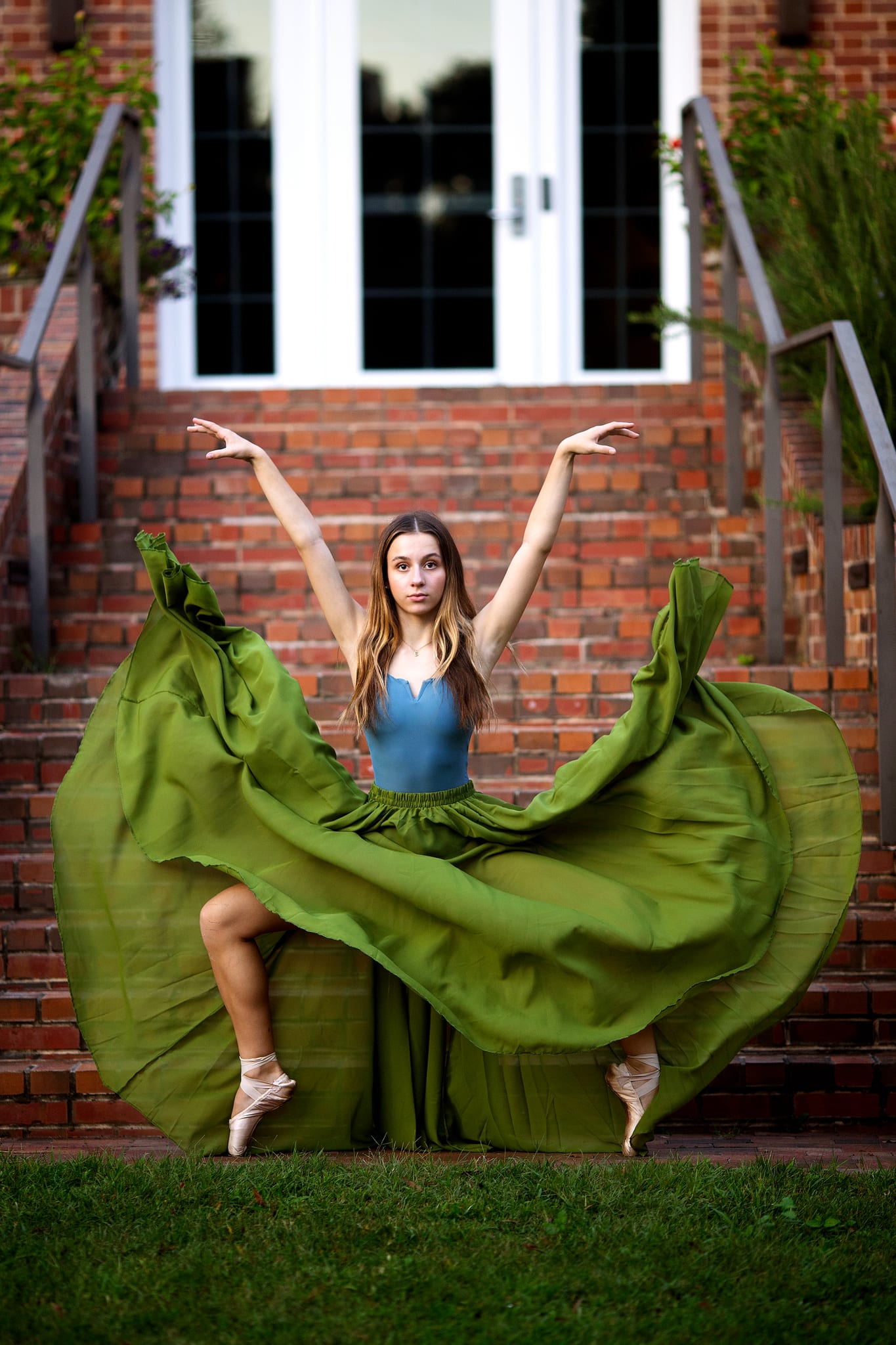 Natural light portrait by Sarah Seay Photography